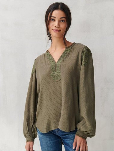 TEXTURED EMBROIDERED PEASANT TOP | Lucky Brand