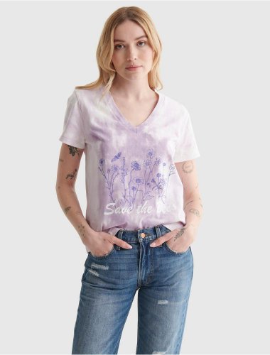 SAVE THE BEES GRAPHIC V-NECK TEE | Lucky Brand